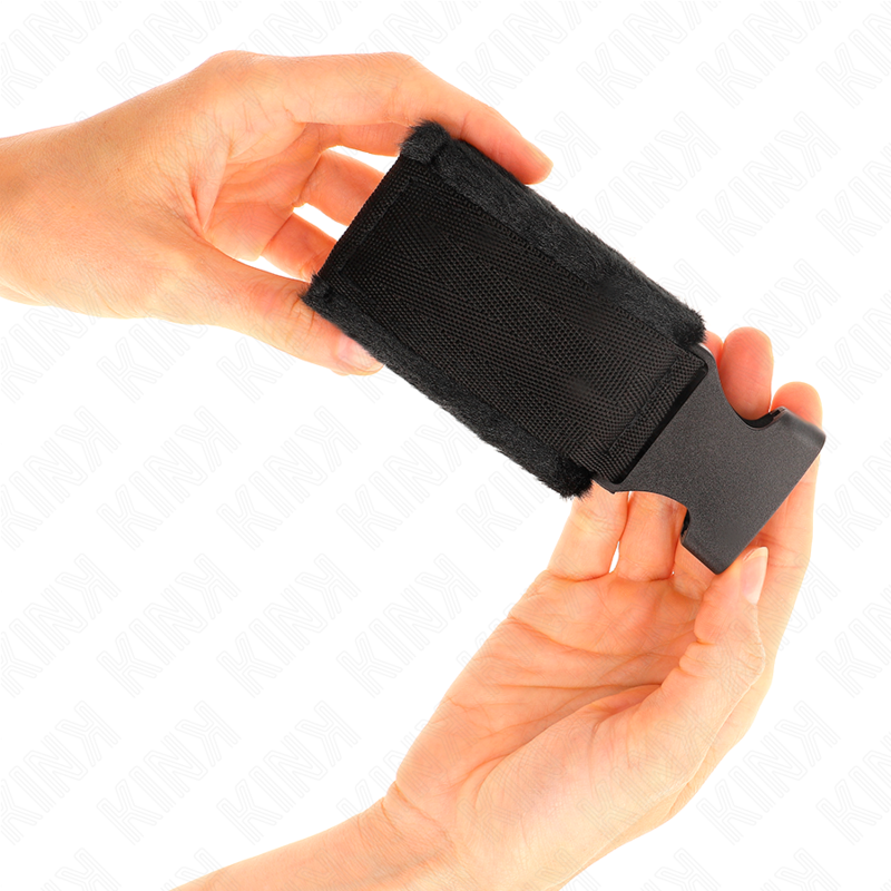 KINK - SUJECIONES DE MUÑECA CON GANCHO Y BUCLE DE NYLON ROJO-NEGRO MODELO 1 AJUSTABLE 25-35 CM X 6 CM