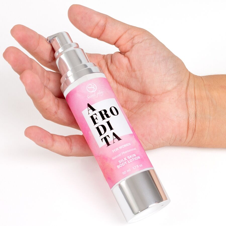 SECRETPLAY - CUERO DE SEDA CON ATRACTIVO SEXUAL